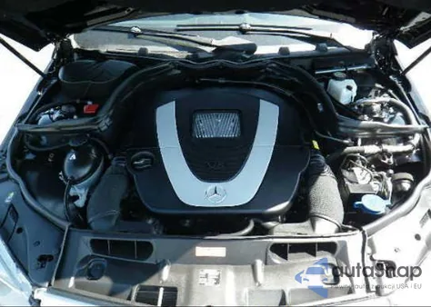 2008 Mercedes-Benz C350 z USA, uszkodzony, nr VIN WDDGF56X88F040713